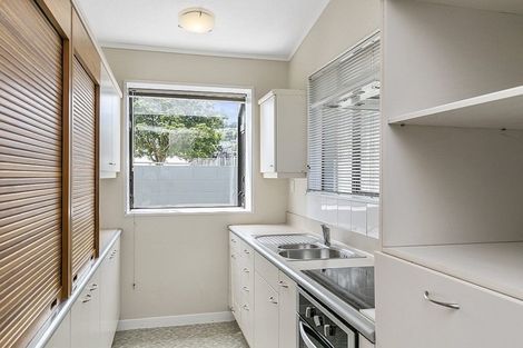 Photo of property in 22/4u Dr Taylor Terrace, Johnsonville, Wellington, 6037