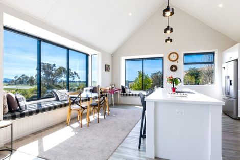 Photo of property in 21 Dry Hills Lane, Riverlands, Blenheim, 7274