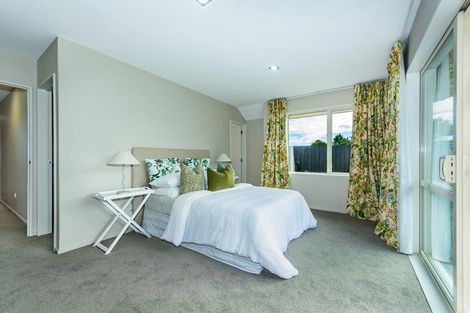 Photo of property in 12 Catkins Lane, Mairehau, Christchurch, 8052