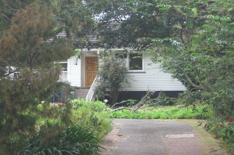 Photo of property in 9 Sunnyfield Crescent, Glenfield, Auckland, 0629