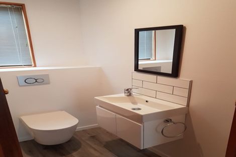 Photo of property in 8a Campbell Street, Karori, Wellington, 6012