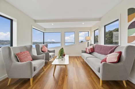 Photo of property in 4 Robieson Lane, Roseneath, Wellington, 6011