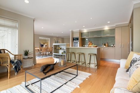 Photo of property in 25 Berwick Place, Mount Maunganui, 3116