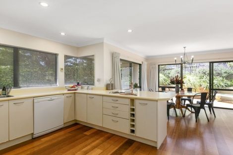 Photo of property in 2 Ridley Green, Churton Park, Wellington, 6037