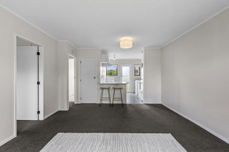 Photo of property in 2/14 Williams Street, Tauranga, 3110
