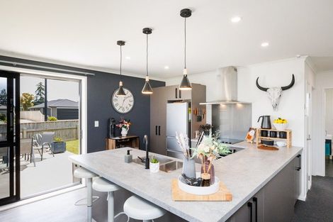 Photo of property in 27 Oldfield Lane, Marton, 4710