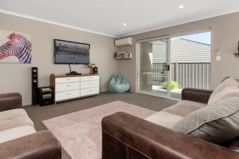 Photo of property in 14 Watene Way, Welcome Bay, Tauranga, 3112