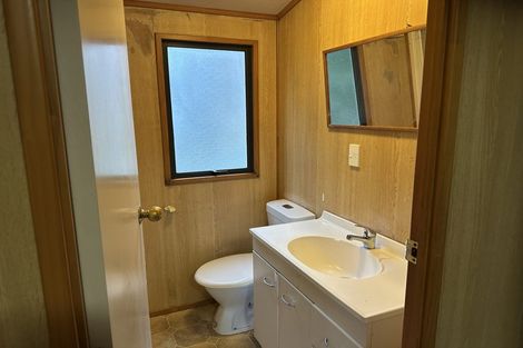 Photo of property in 188 Lake Road, Northcote, Auckland, 0627