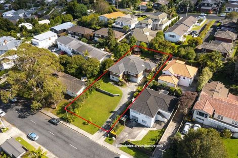 Photo of property in 9 Selwyn Crescent, Forrest Hill, Auckland, 0620