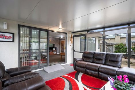 Photo of property in 619a Queen Street East, Levin, 5510