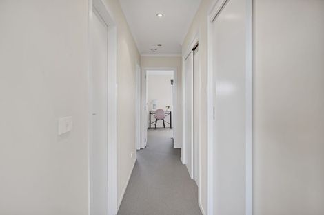 Photo of property in The Strand, 4/16 Ronald Street, Strandon, New Plymouth, 4312