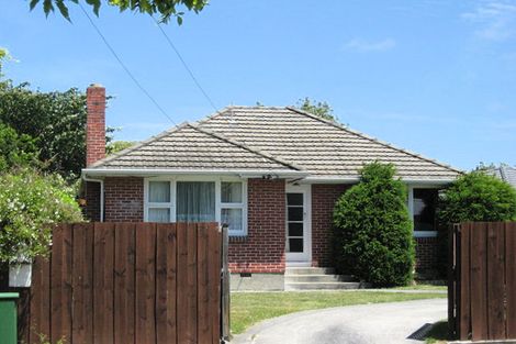 Photo of property in 19 Pinehurst Crescent, Russley, Christchurch, 8042