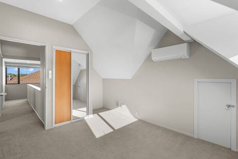 Photo of property in 26 Broadfell Avenue, Avonhead, Christchurch, 8042