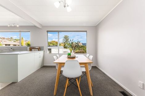 Photo of property in 5 Romesdale Road, Papakowhai, Porirua, 5024