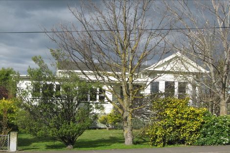 Photo of property in 17 Porangahau Road, Waipukurau, 4200