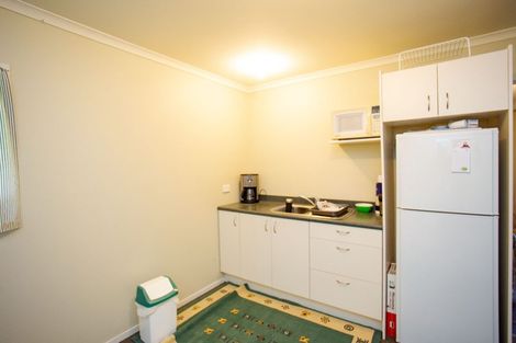Photo of property in 28 Robert Ross Place, Clendon Park, Auckland, 2103