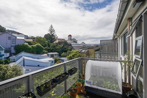 Photo of property in Masina Apartments, 304/80u Riddiford Street, Newtown, Wellington, 6021