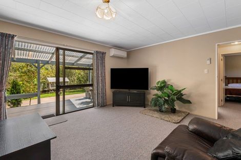 Photo of property in 8 Te Mu Road, Lake Tarawera, Rotorua, 3076