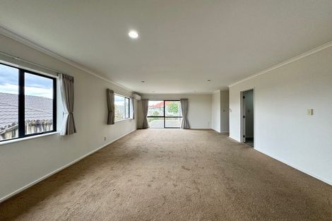 Photo of property in 76 Pitt Avenue, Clendon Park, Auckland, 2103