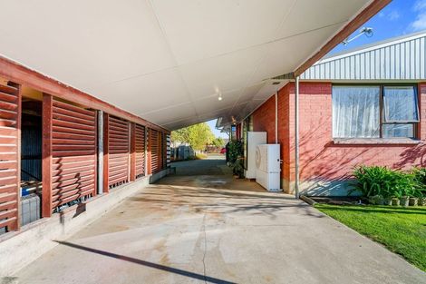 Photo of property in 21 Montague Street, Islington, Christchurch, 8042