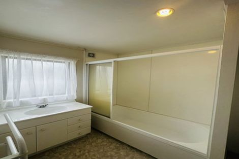 Photo of property in 2/26 Stanaway Street, Hillcrest, Auckland, 0627