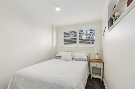 Photo of property in 14 Corlett Road, Plimmerton, Porirua, 5026