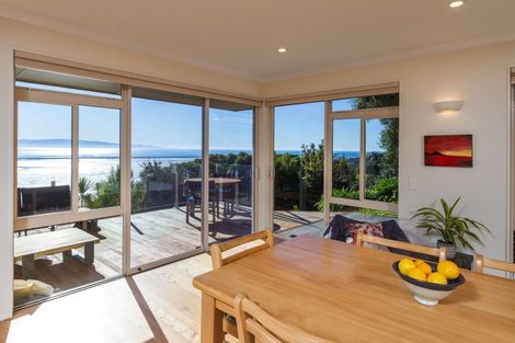 Photo of property in 5 Cape View, Atawhai, Nelson, 7010