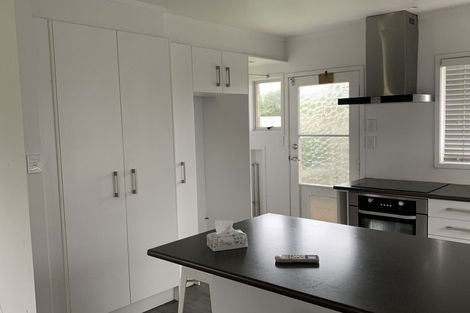 Photo of property in 1/11 Ballater Place, Highland Park, Auckland, 2010