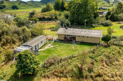 Photo of property in 1682 Ohura Road, Douglas, Stratford, 4392