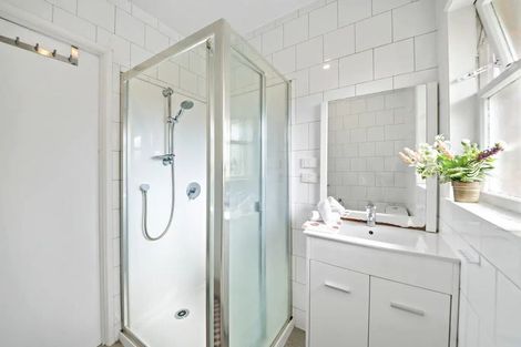 Photo of property in 4/23 Belle Vue Avenue, Northcote Point, Auckland, 0627