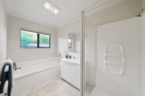 Photo of property in 16 Talbot Grove, Trentham, Upper Hutt, 5018