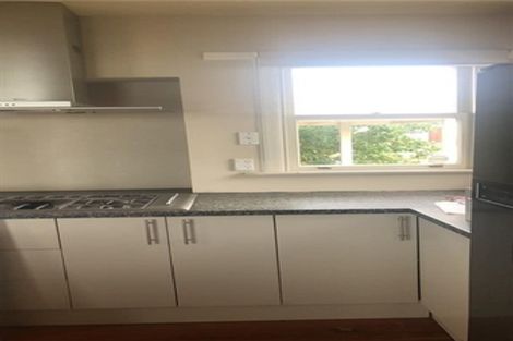 Photo of property in 35 Takutai Avenue, Half Moon Bay, Auckland, 2012