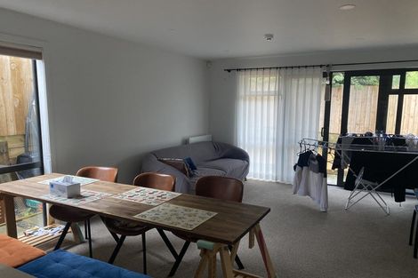 Photo of property in 3/4 Harry Ward Place, Henderson, Auckland, 0610