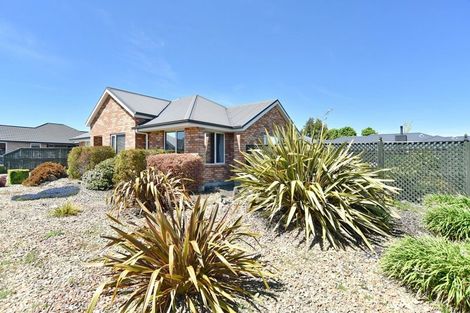 Photo of property in 15 Sycamore Close, Rangiora, 7400