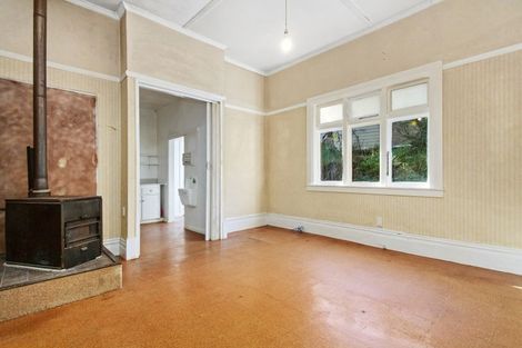 Photo of property in 8 Mount Cecil Road, Moonshine Valley, Porirua, 5381