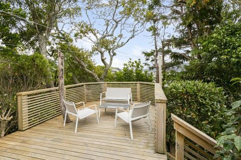 Photo of property in 42 Nicholson Road, Khandallah, Wellington, 6035