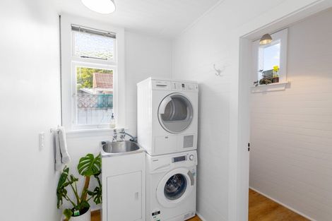 Photo of property in 136 North Avon Road, Richmond, Christchurch, 8013