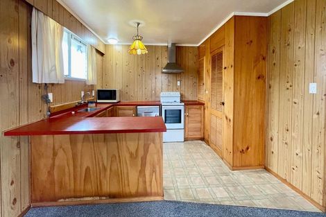 Photo of property in 1/17 Ashbourne Place, Glendene, Auckland, 0602