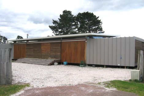 Photo of property in 61 Pauanui Beach Road, Pauanui, Hikuai, 3579