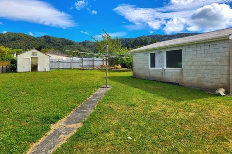 Photo of property in 79 Fraser Street, Wainuiomata, Lower Hutt, 5014