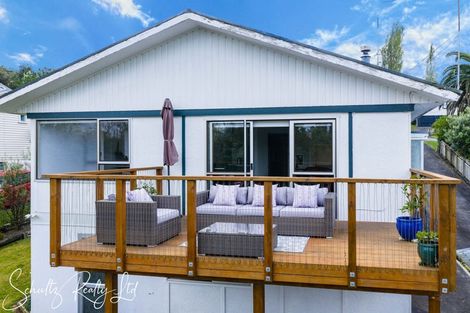 Photo of property in 15 Bickerstaffe Road, Maungaturoto, 0520
