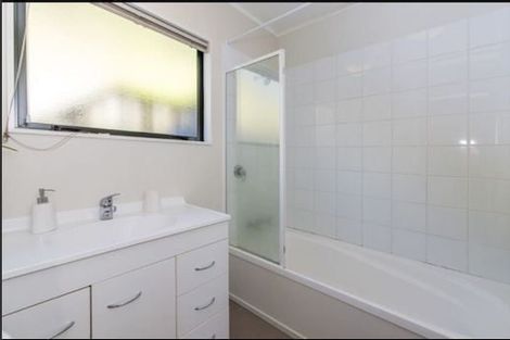 Photo of property in 31 Nalanda Crescent, Broadmeadows, Wellington, 6035