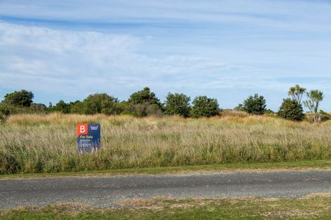 Photo of property in 7 Nunu Drive, Flat Point, Masterton, 5883