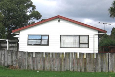 Photo of property in 2/70 Pomaria Road, Henderson, Auckland, 0610