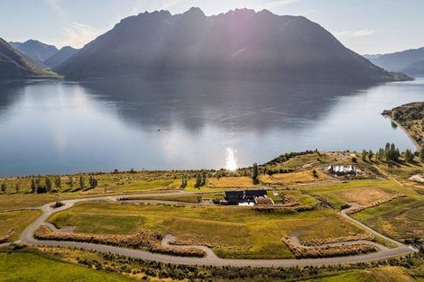Photo of property in 6 Nathanael Place, Drift Bay, Queenstown, 9371