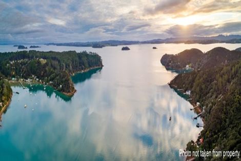 Photo of property in 4 Wilson Avenue, Kawau Island, 0920