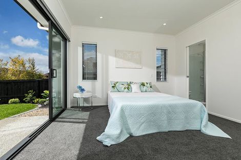 Photo of property in 45 Maurice Kelly Road, Wainui, 0932