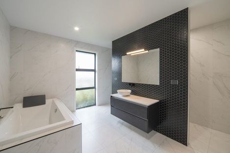 Photo of property in 60 Seddon Road, Puketaha, Hamilton, 3281