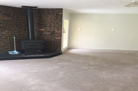 Photo of property in 96 Reynella Drive, Massey, Auckland, 0614