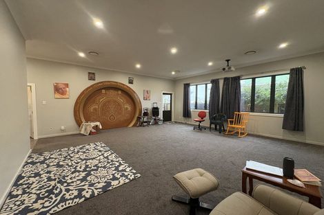 Photo of property in 99 Cook Street, West End, Palmerston North, 4410